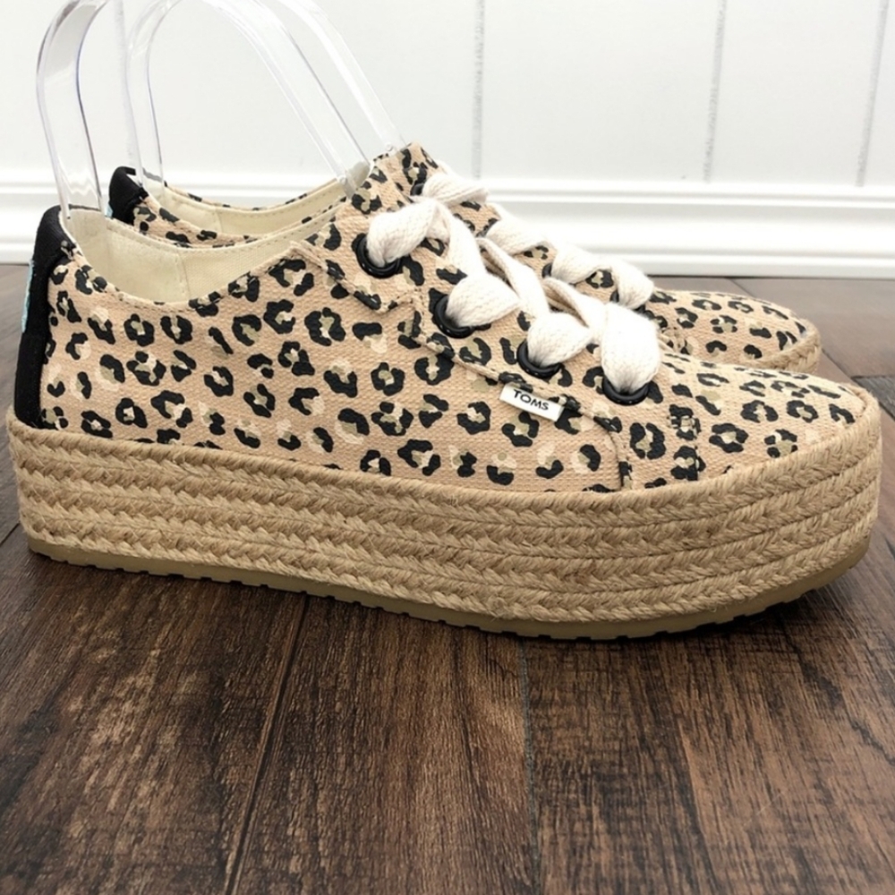 Toms “Cassiah” Platform Espadrille Lace-Up Sneakers Size 6